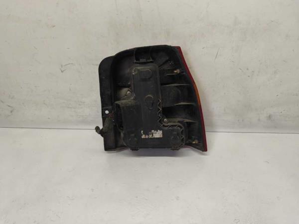 FEU ARRIERE GAUCHE SEAT AROSA - Vue 2